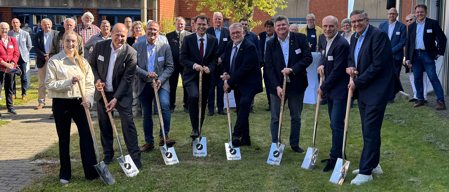 Spatenstich für das neue Bildungszentrum MoLaTec der Handwerkskammer in Königslutter